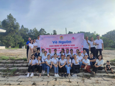 VỀ NGUỒN CHÀO MỪNG KỈ NIỆM 94 NĂM NGÀY THÀNH LẬP HỘI LHPN VIỆT NAM